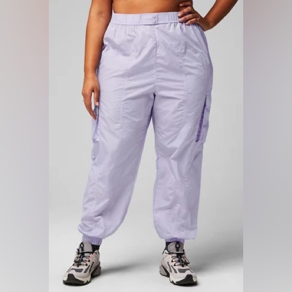 New Fabletics Parachute Pants Lightweight Cargo Jogger Lilac Lily Shine Size 1X - Picture 13 of 13